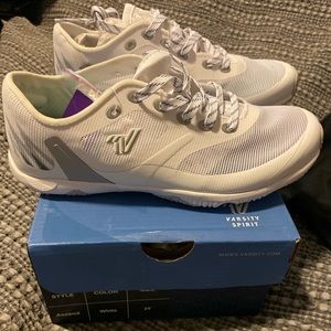 Varsity ascend cheer shoes